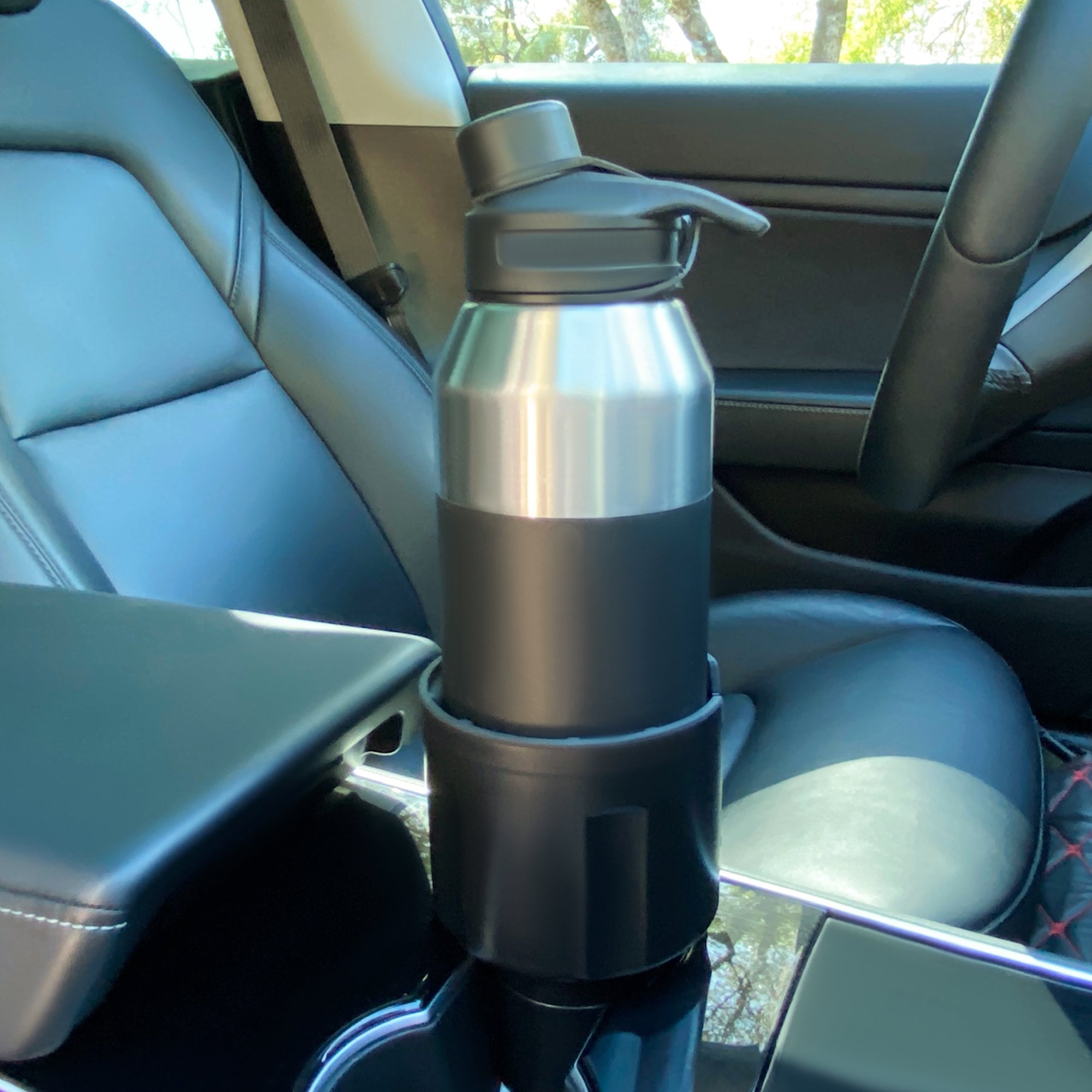Customized Logo Vehicle-Mounted Slip-Proof 3 in 1 Car Cup Holder Expanded  Adapter Tray Coffee Cup Holder Tray Car Cup Holder - China Plastic Coffee Car  Cup Holder Expanded Adapter, Cup Holder Tray